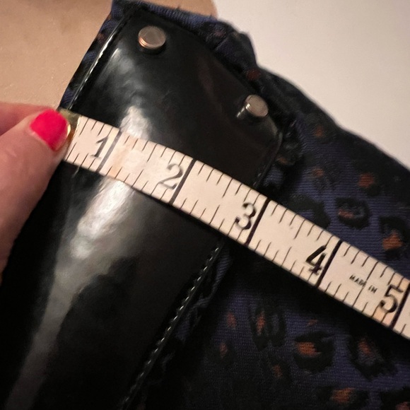 Royal Blue leopard print tote style purse - Picture 7 of 8